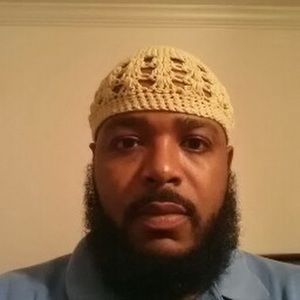 Meet your Posher, Carlos